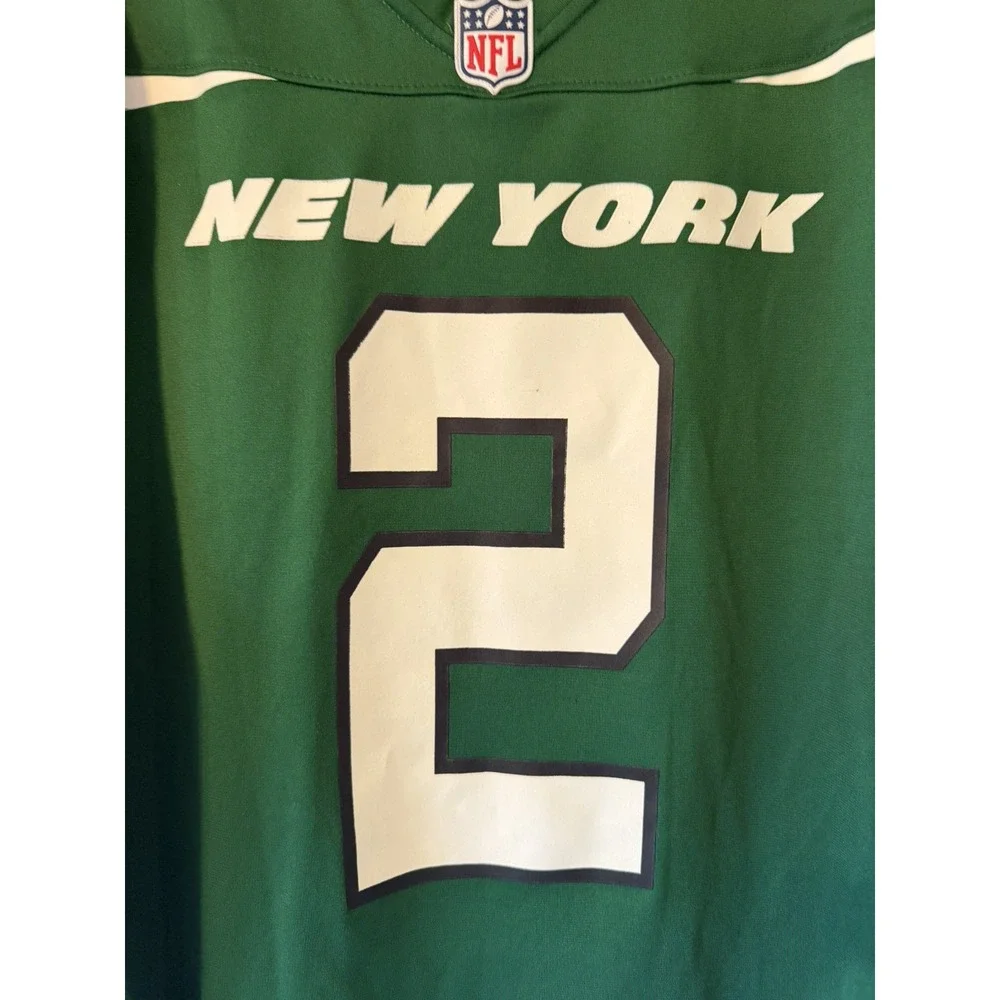 Nike product color